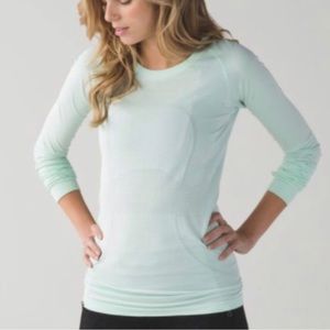 Swiftly Tech Long-Sleeve Shirt in Seafoam
